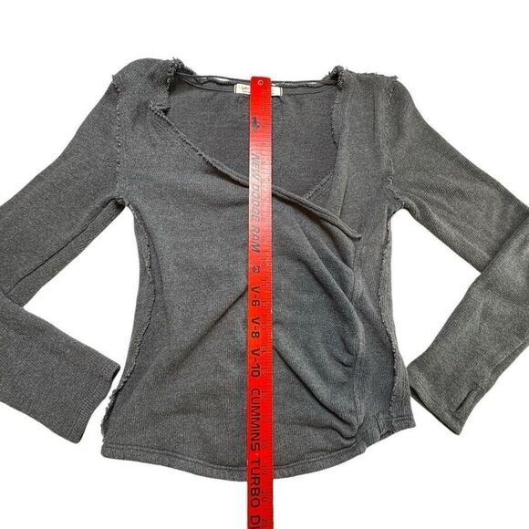 Free People We The Free Wrap Like a Boss Raw Hem‎ Top Women’s Size Small - Picture 7 of 8